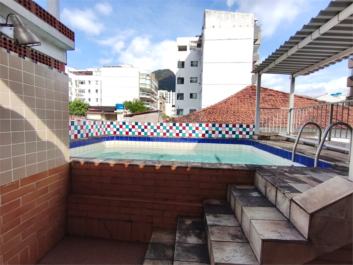 Foto REO1102961