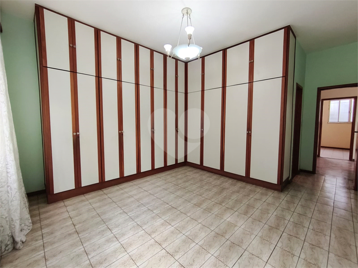 Foto REO1102961