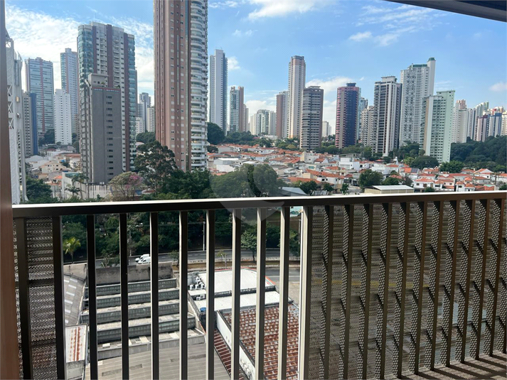 Foto REO1102962