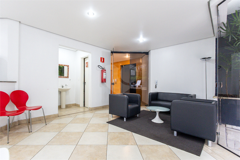 Foto REO1102967