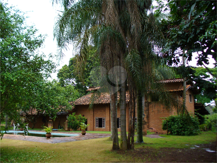 Foto REO1102975