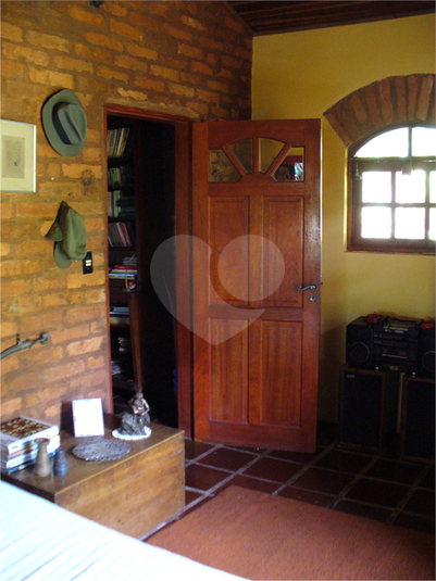 Foto REO1102975
