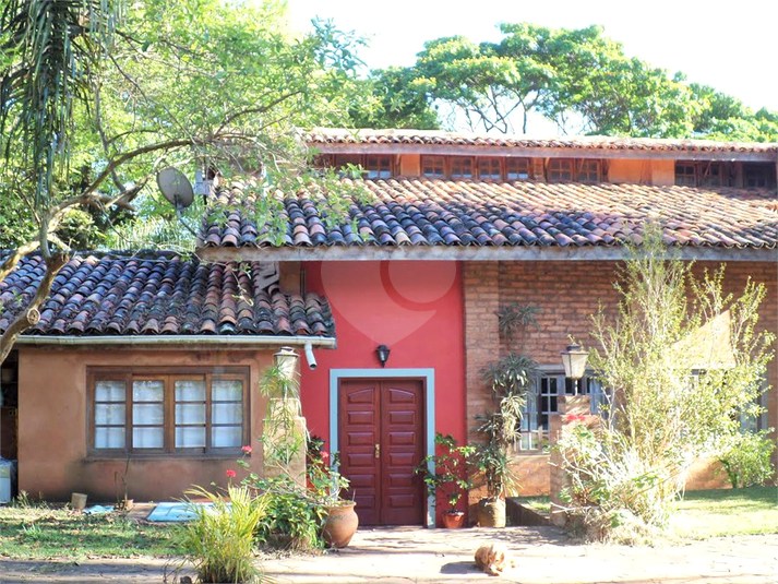 Foto REO1102975