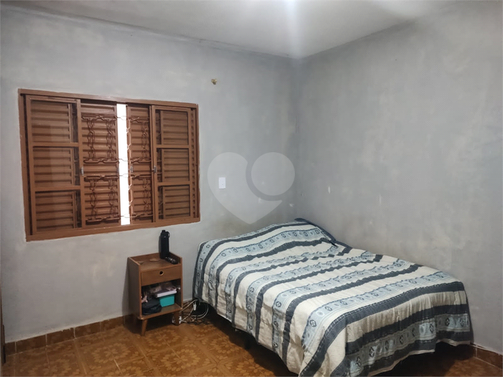 Foto REO1102980