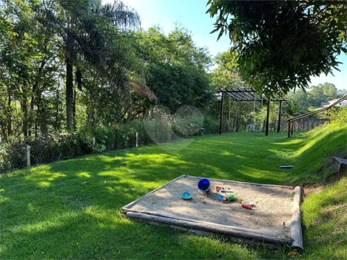 Foto REO1102988