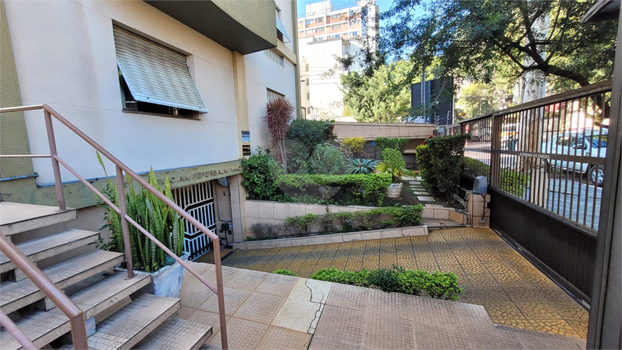Foto REO1102989