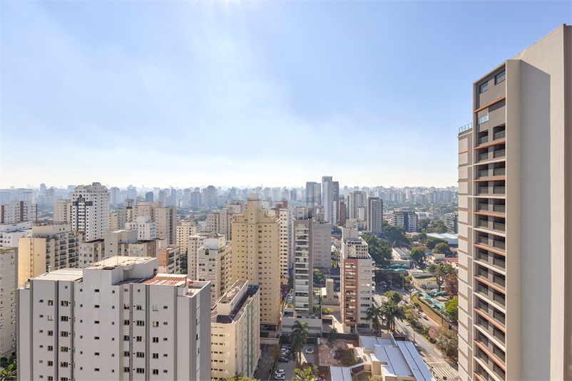 Foto REO1103016