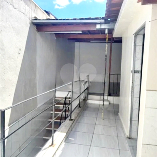 Foto REO1103017