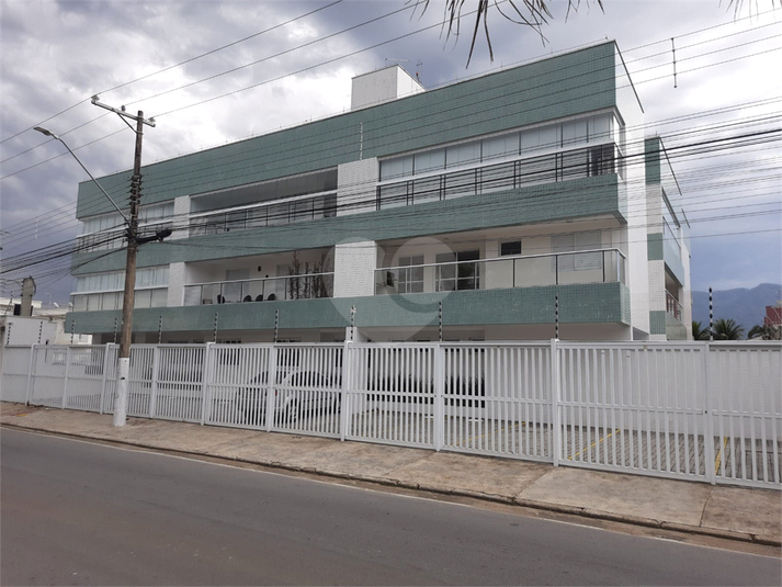 Foto REO1103071