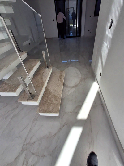 Foto REO1103073