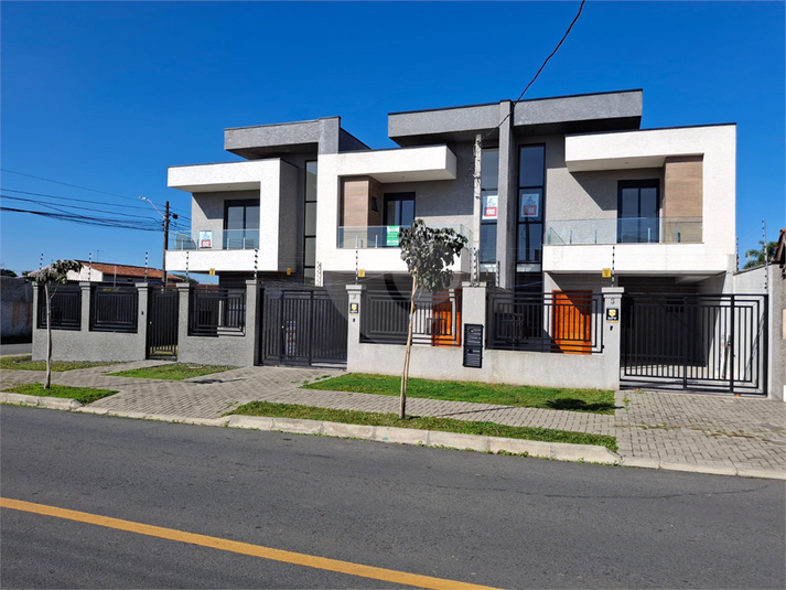Foto REO1103073