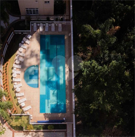 Piscina infantil e adulta com aquecimento