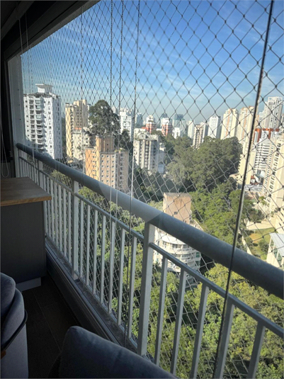 Foto REO1103080