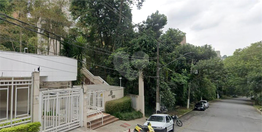Foto REO1103080