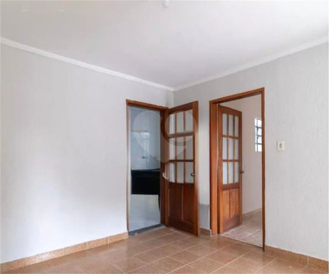 Foto REO1103081