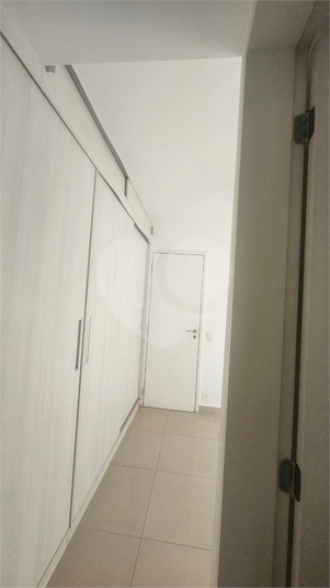 Foto REO1103082