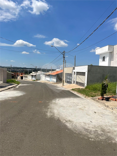 Foto REO1103090