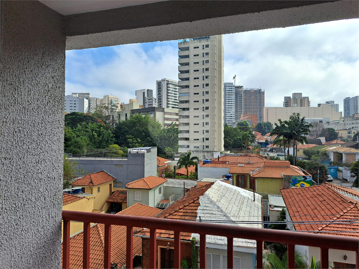 Foto REO1103095