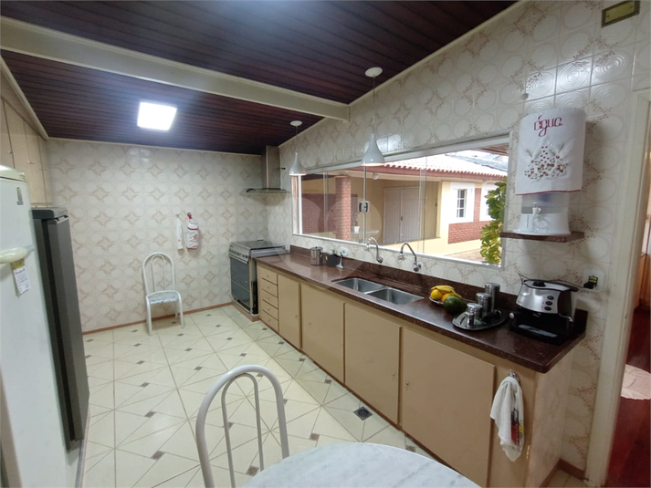 Foto REO1103136