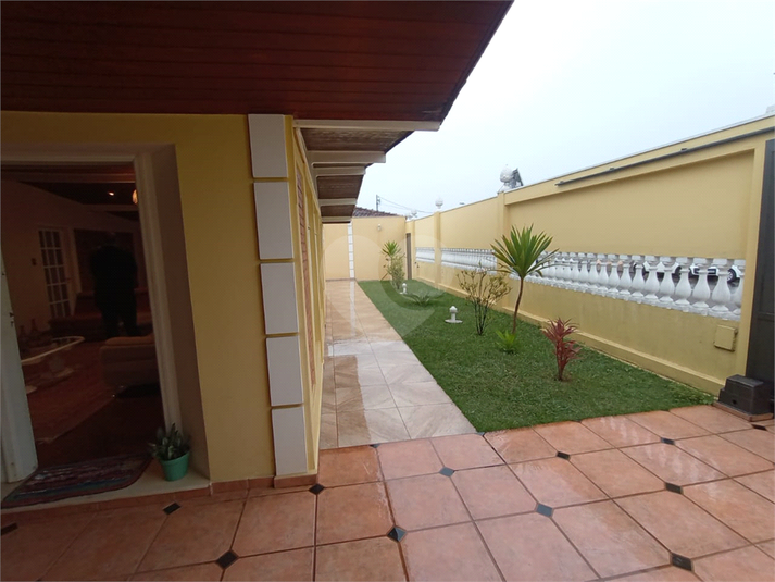 Foto REO1103136