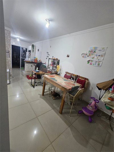 Foto REO1103146