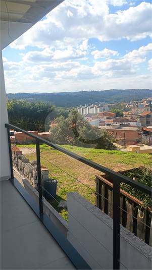 Foto REO1103154