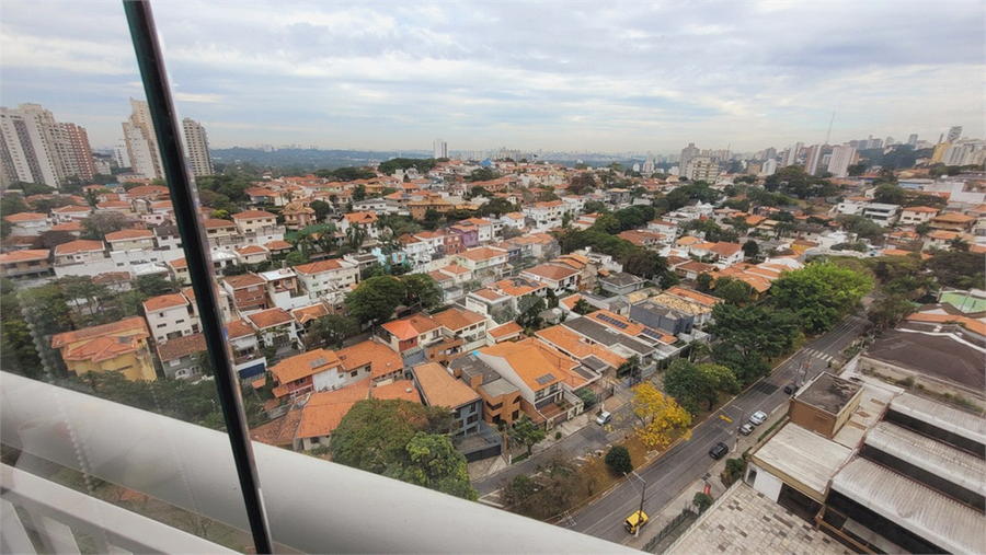 Foto REO1103160