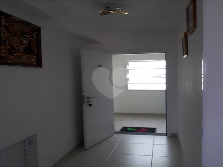 Foto REO1103161