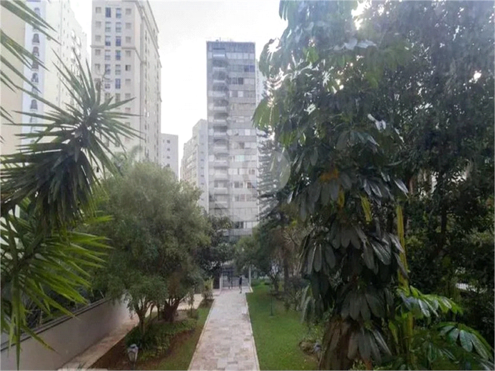 Foto REO1103163