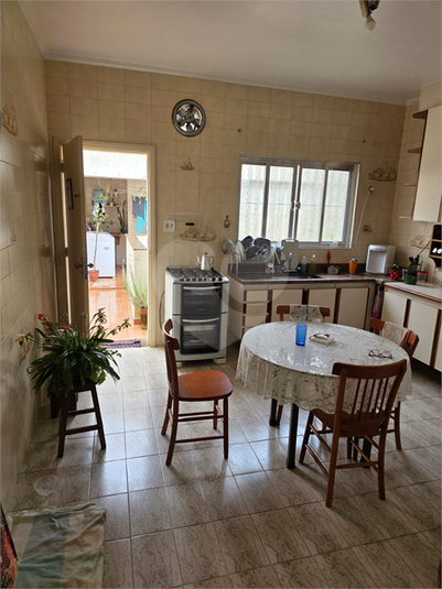 Foto REO1103165
