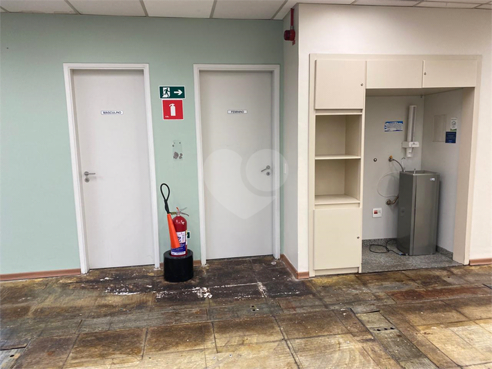 Foto REO1103170