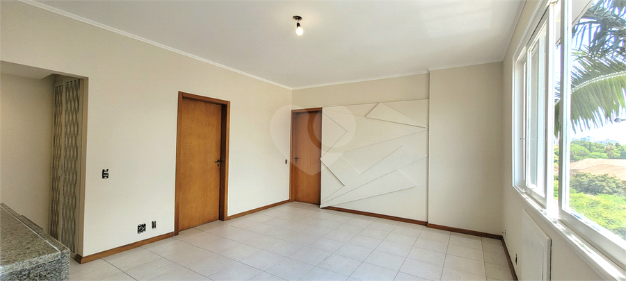 Foto REO1103179