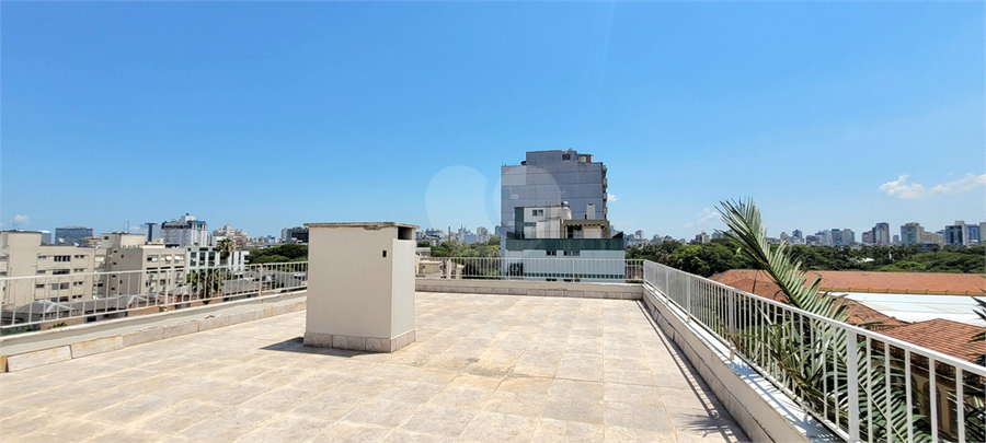 Foto REO1103179