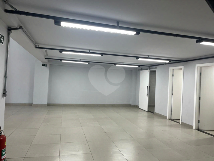 Foto REO1103181