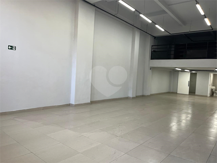 Foto REO1103181