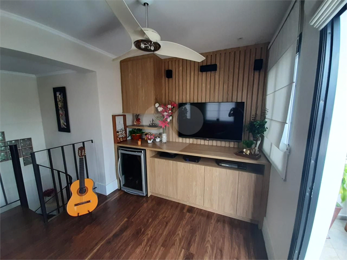 Foto REO1103182