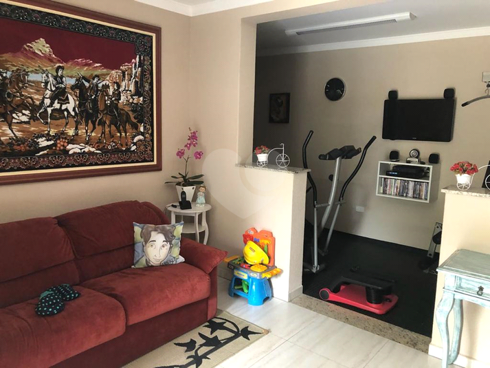 Foto REO1103191