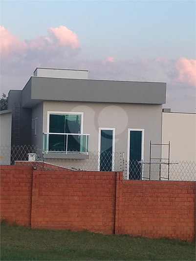 Foto REO1103197