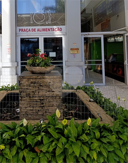 Praça de alimentação