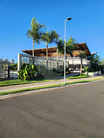 Foto REO1103225