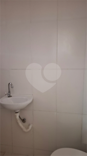 Foto REO1103233