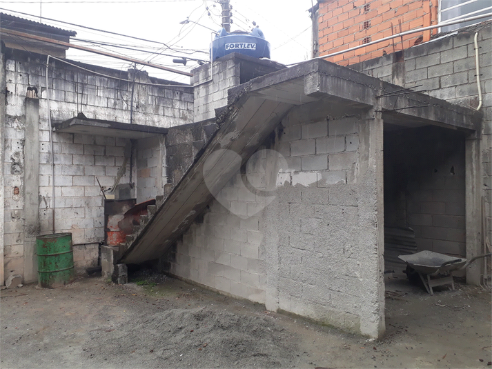 Foto REO1103241