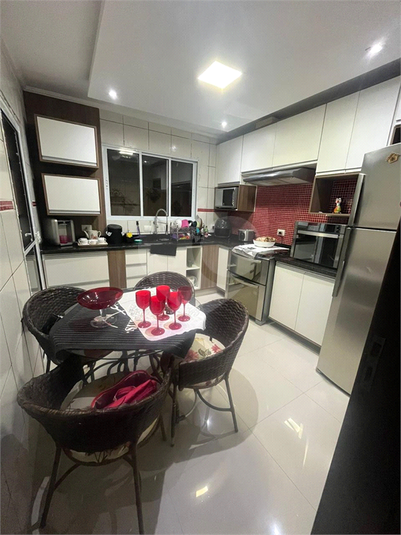 Foto REO1103247