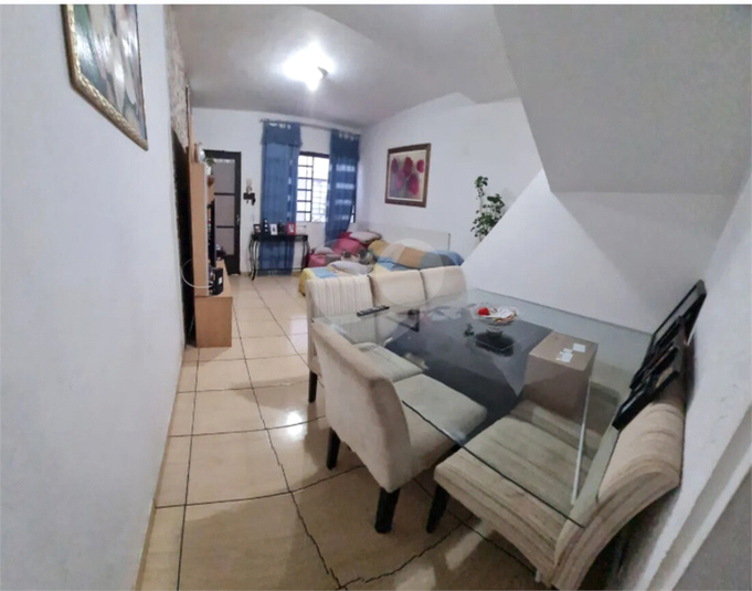 Foto REO1103254