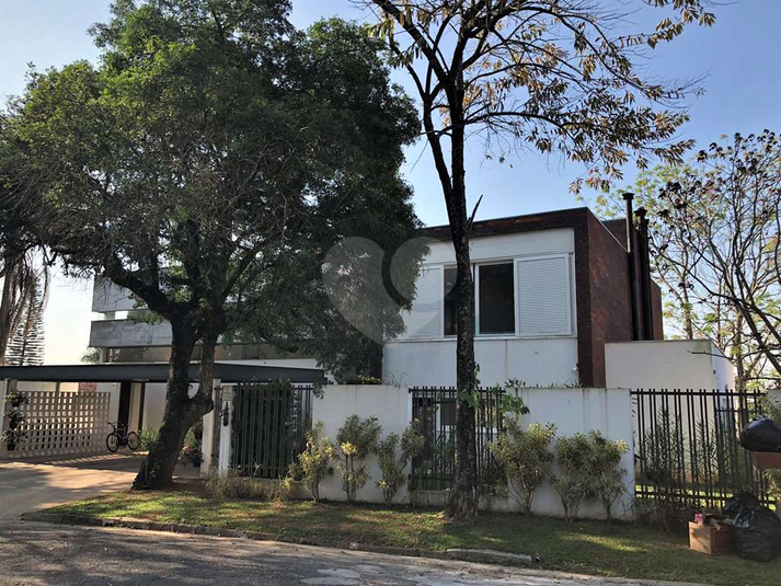 Foto REO1103255