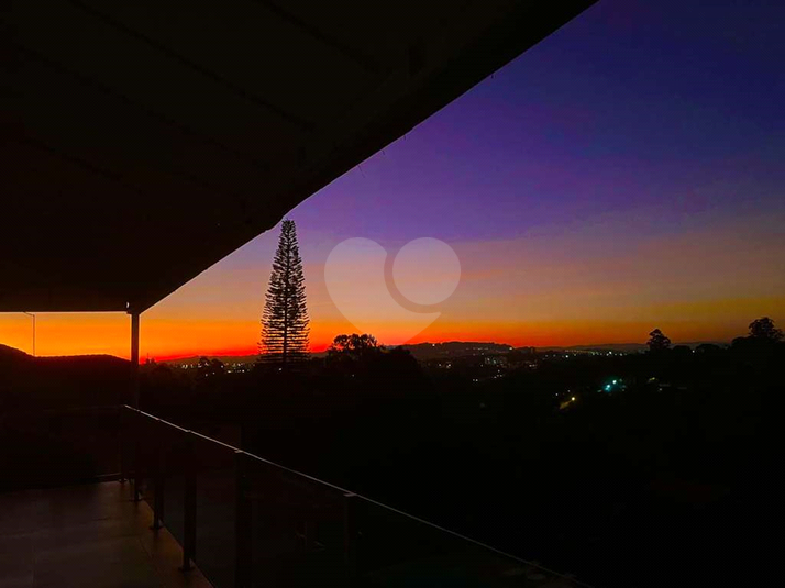 Foto REO1103255