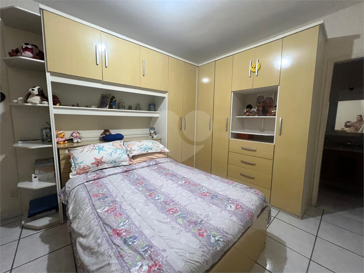 Foto REO1103257
