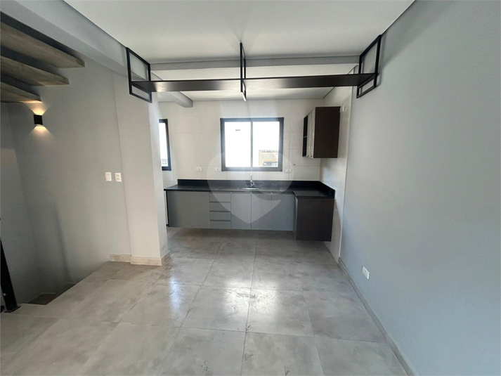 Foto REO1103259
