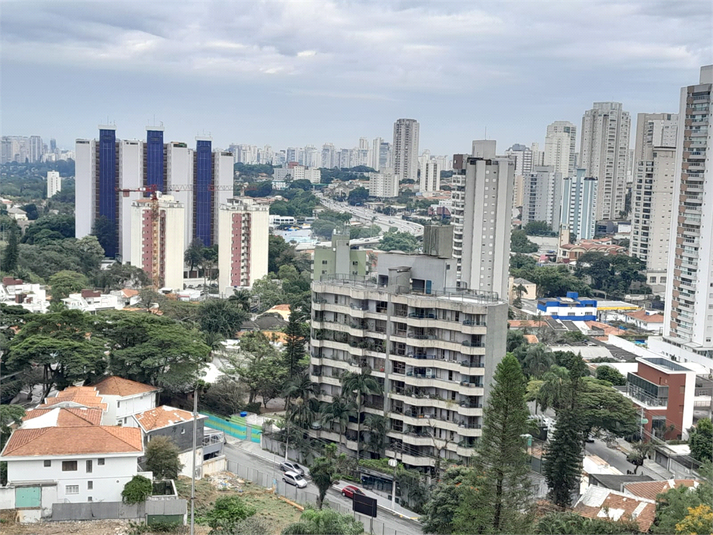 Foto REO1103266