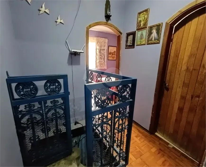Foto REO1103272